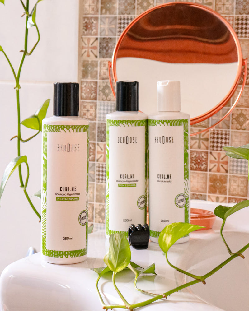 Shampoo CurlMe Sem Espuma 250ml - Limpeza Suave e Definição para Cachos
